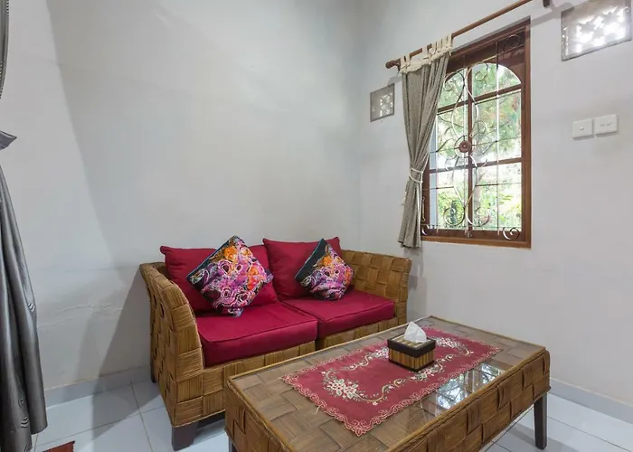Konukevi Bali Aman Darling House Canggu