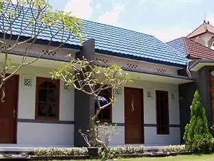 Konukevi Bali Aman Darling House Canggu