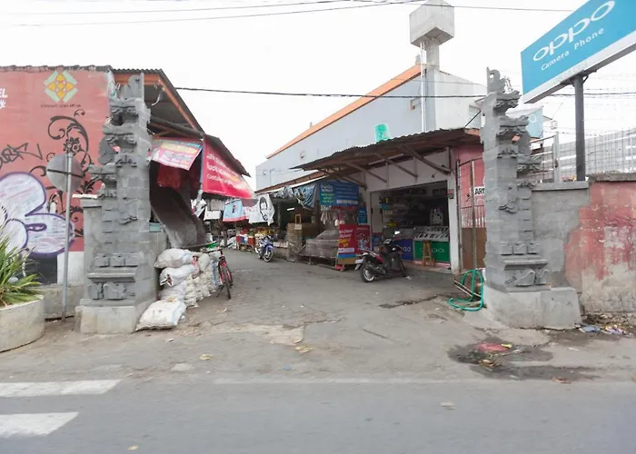 Konukevi Bali Aman Darling House Canggu